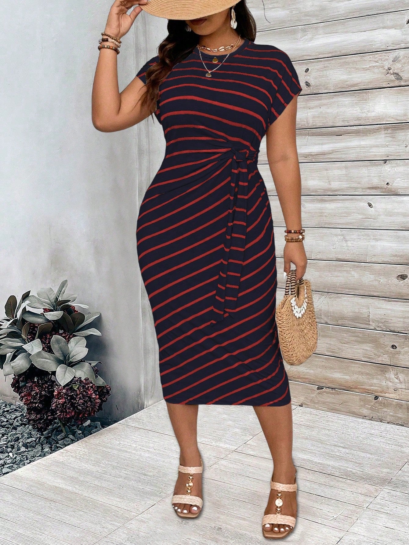 Plus Size Women's Striped Round Neck Batwing Sleeve Casual Dress With Waist Tie, Summer