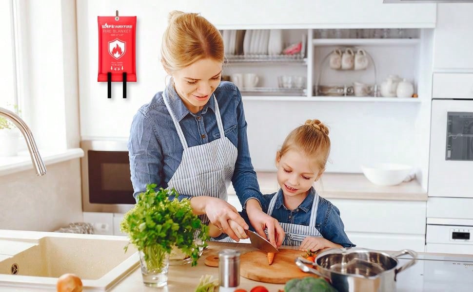 40'' X 40'' Fire Suppression Blanket For Kitchen, Fireproof Fiberglass Blanket For Home Safety, Safe Fiberglass Fire Blankets