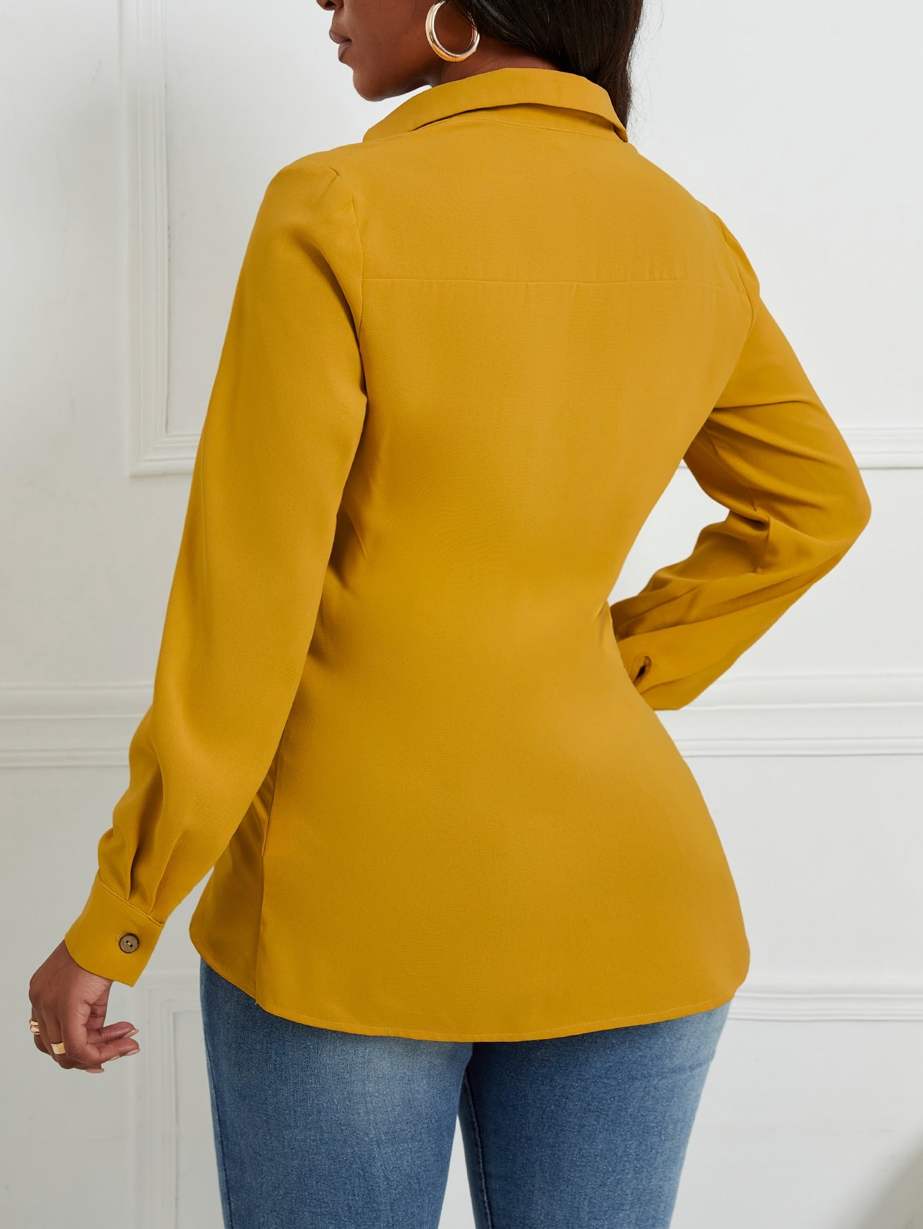 Lady Twist Front Asymmetrical Hem Blouse