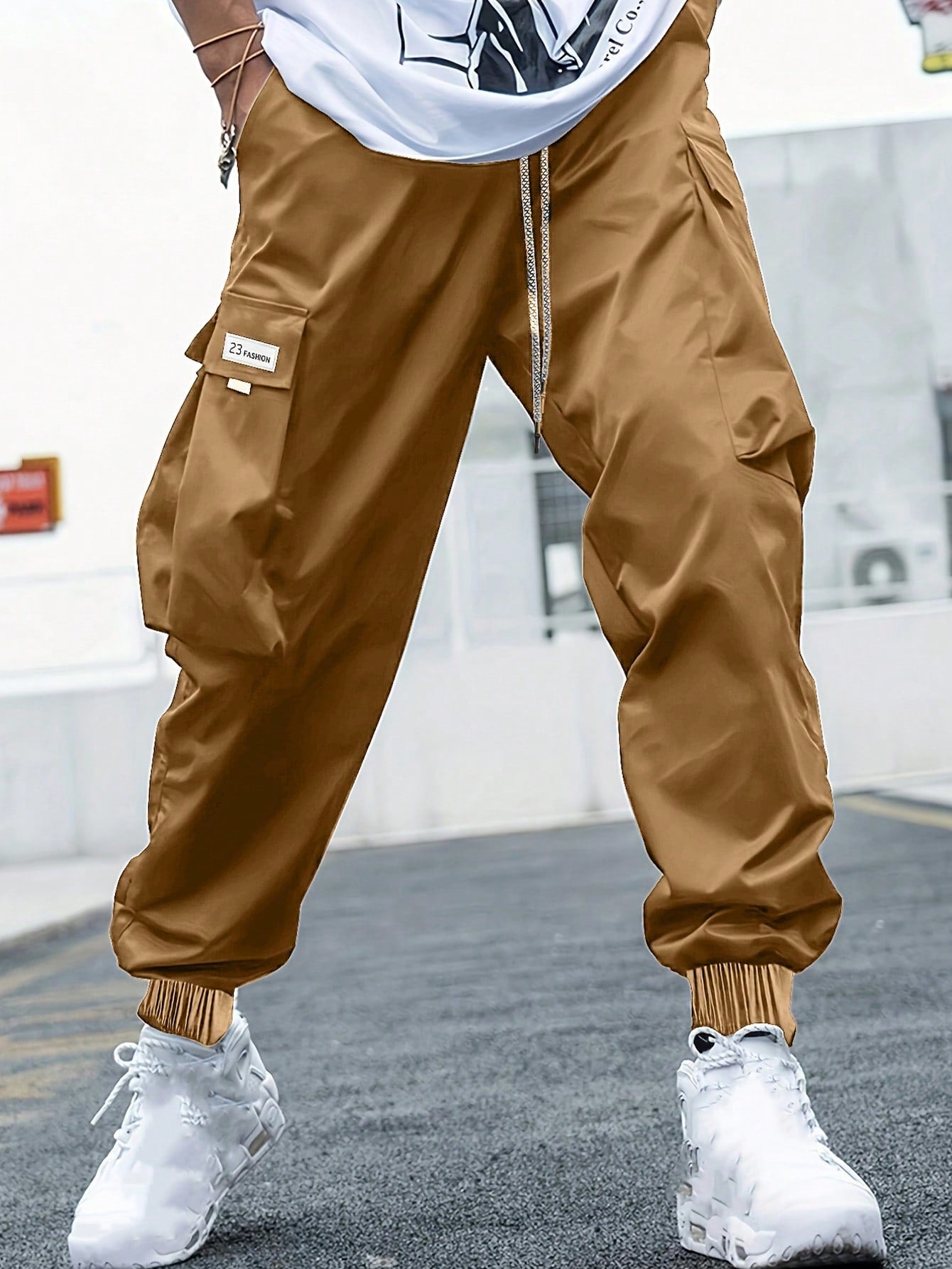 Manfinity Homme Loose Fit Men Plus Size Cargo Pants With Letter Patches, Flap Pockets, Side Drawstring Waist