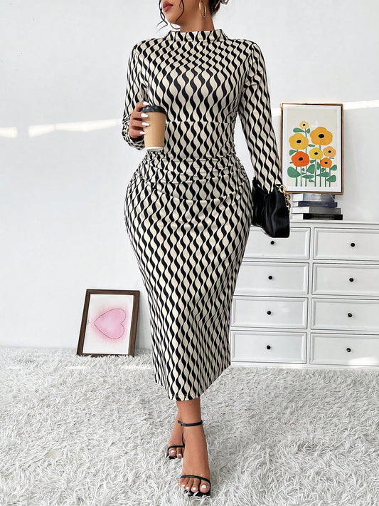 Plus Size Women's Turtleneck Tight Fit Wavy Printed Slim Bodycon Dress, Autumn Maxi Women Outfit