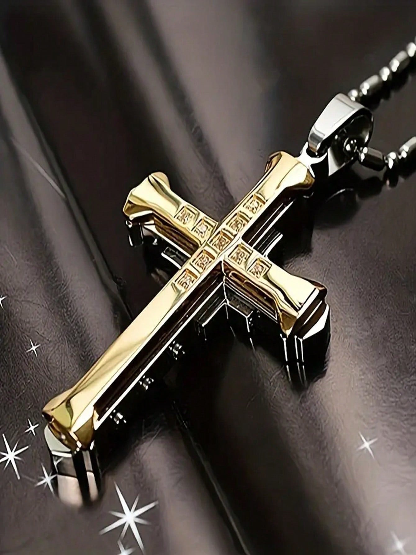 1pc Men's Titanium Steel Cross Pendant Necklace, Silver/Gold/Black Fashion Necklace, Classic Jewelry Accessory, Halloween Gift