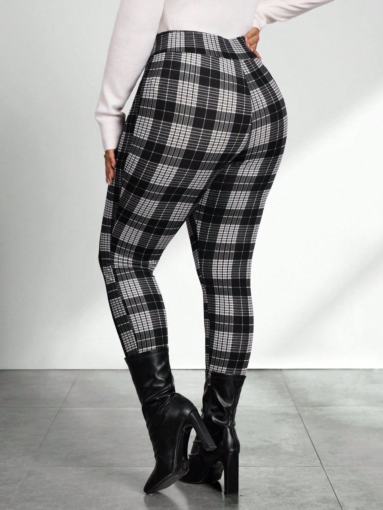 Privé Plus Size Elegant V-Waist Slim Long Commuter Black & White Striped Retro Academic Teacher Work Pants, Afternoon Tea Casual Outdoor School Going Trousers