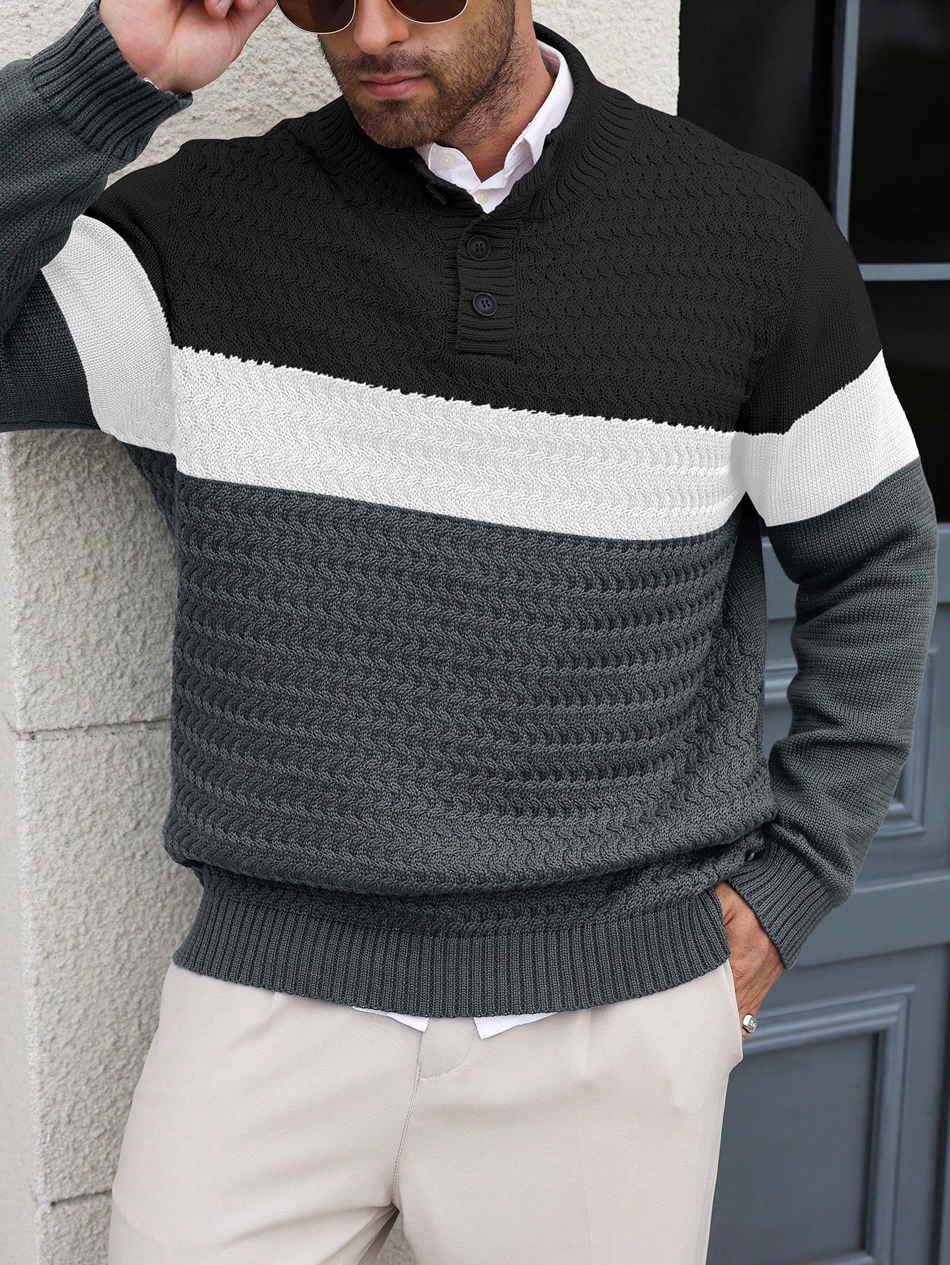 Manfinity Homme Plus Size Men Contrast-Color Button Casual Knit Sweater
