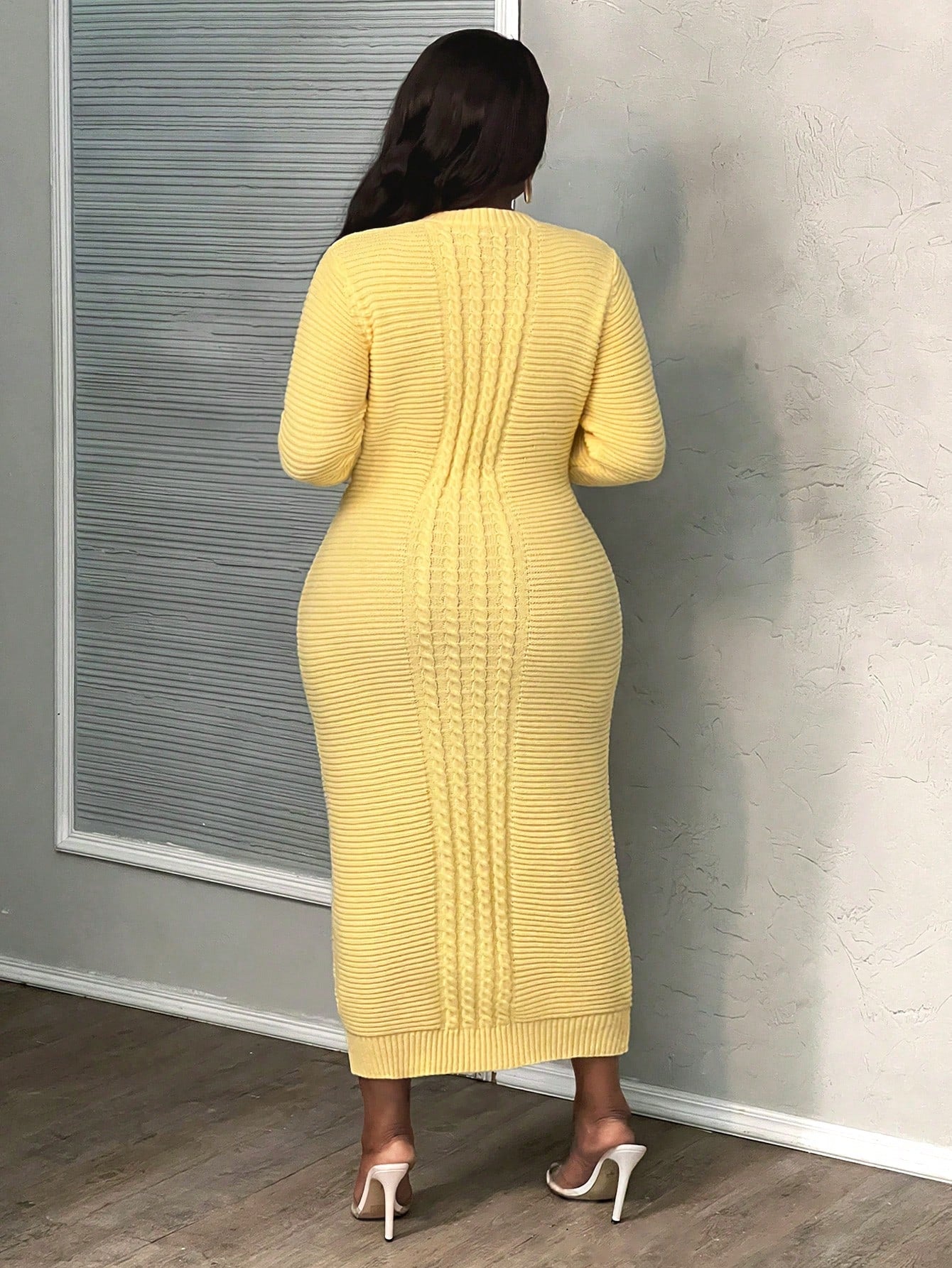 Plus Size Elegant Slim Fit Long Sleeve Autumn/Winter Sweater Dress