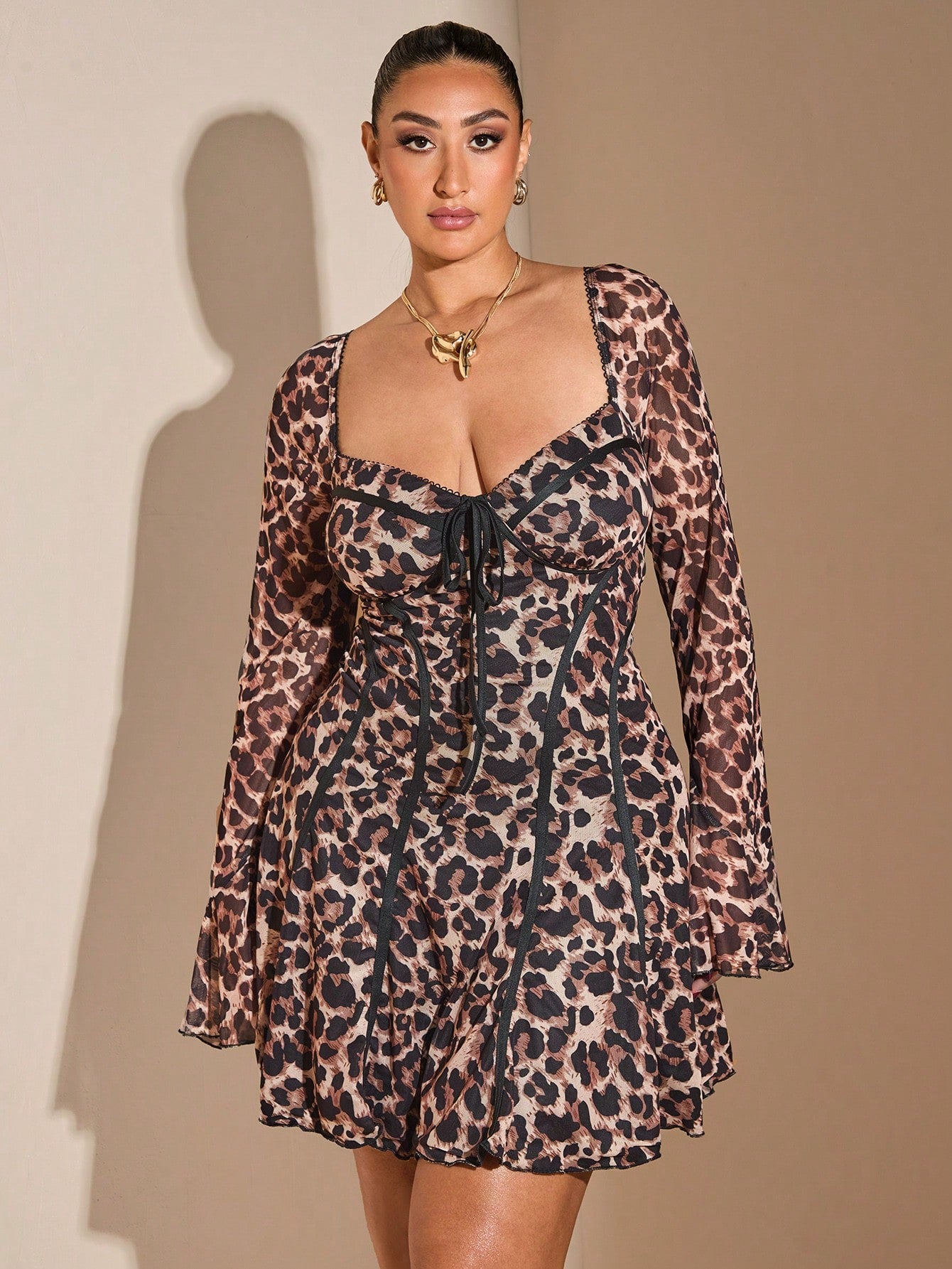 Plus Size Leopard Print Heart Neck Sexy Long Sleeve Dress Elegant Sweet Sexy Birthday Party Mini Dress Holiday Outfits