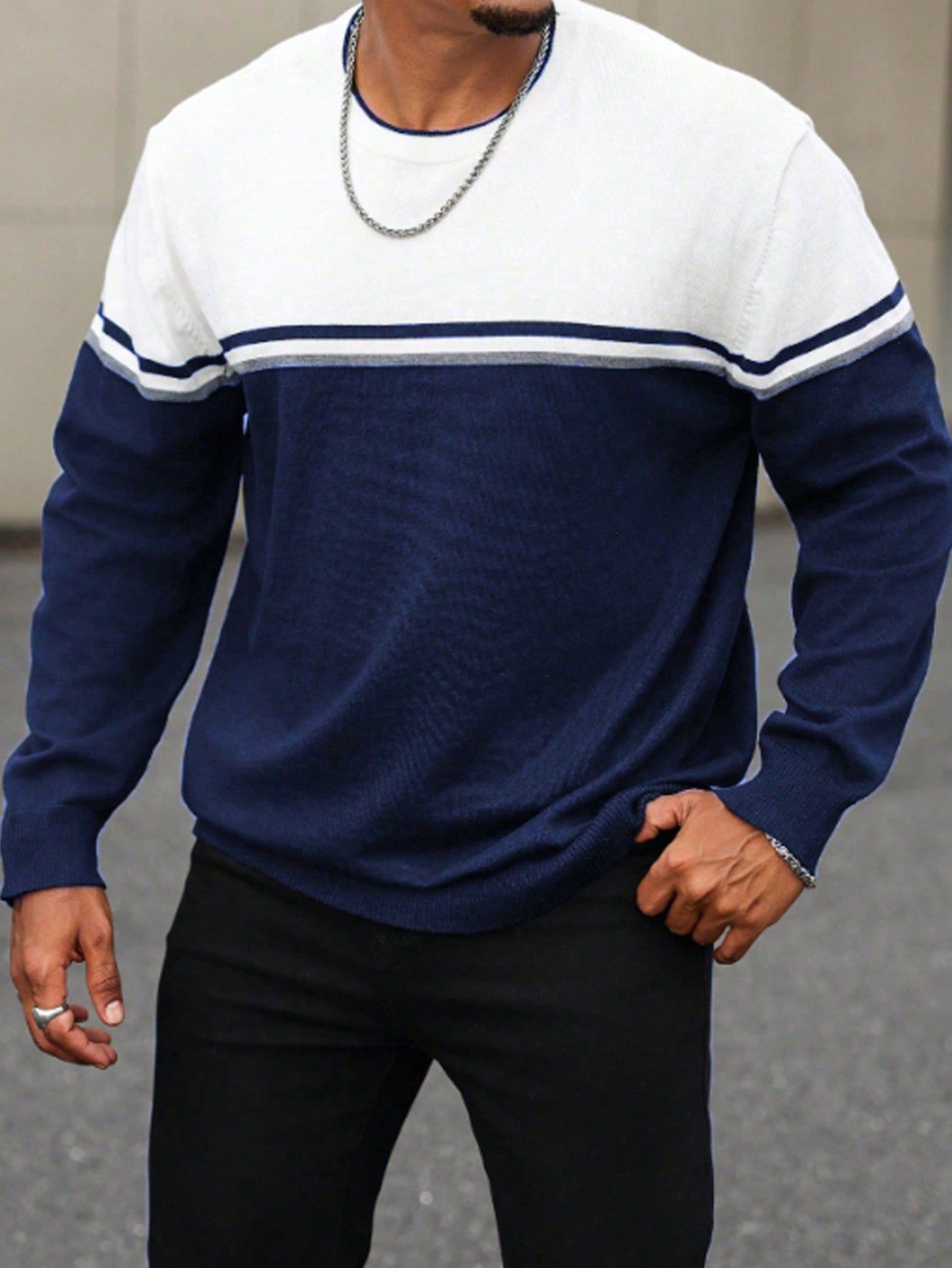 Manfinity CityGents Plus Size Men's Contrast Color Round Neck Casual Pullover Sweater