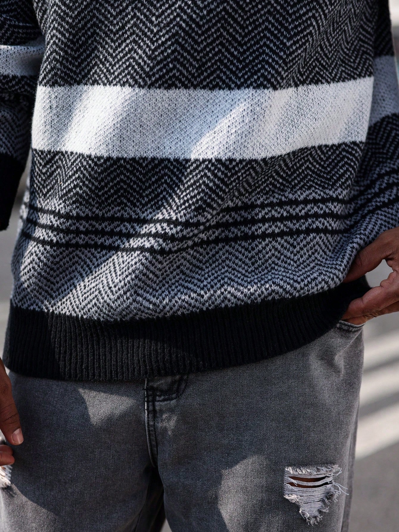 Manfinity Homme Plus Size Men's Stripe Pattern Crew Neck Long Sleeve Casual Loose Knit Sweater, Autumn/Winter