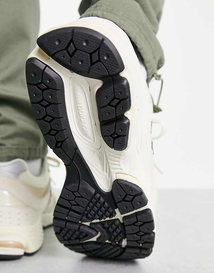 New Balance 2002 sneakers in green multi