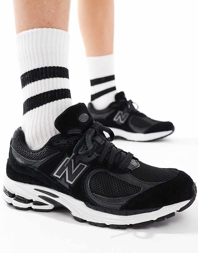 New Balance 2002 sneakers in green multi
