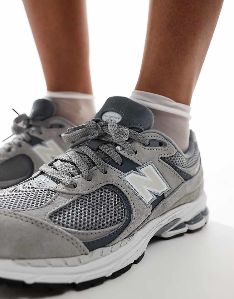 New Balance 2002 sneakers in green multi