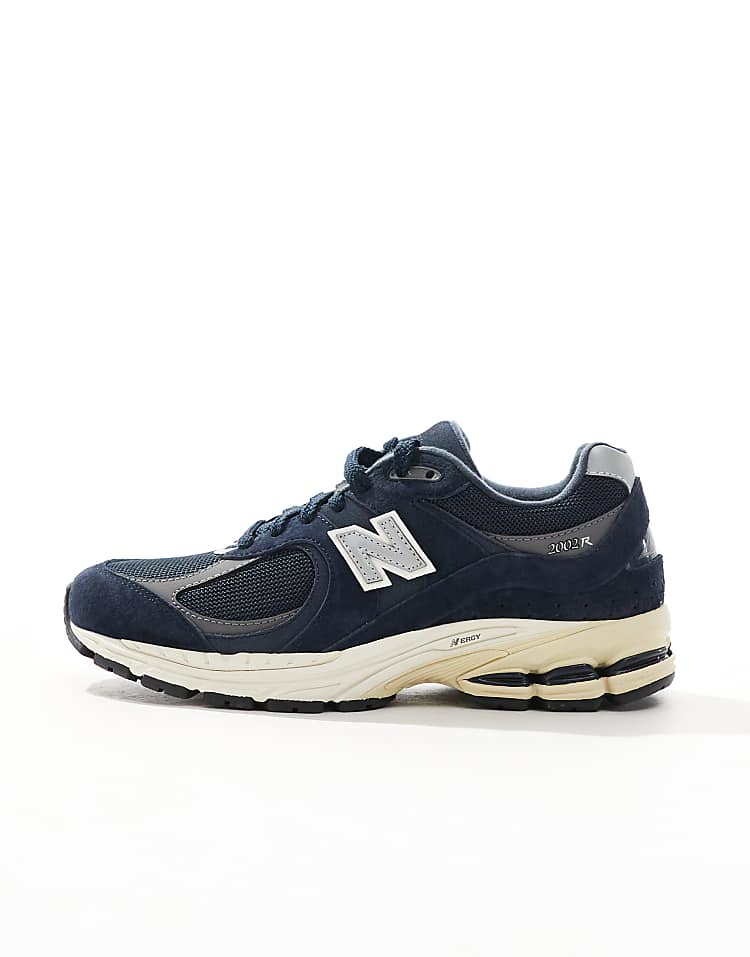 New Balance 2002 sneakers in green multi