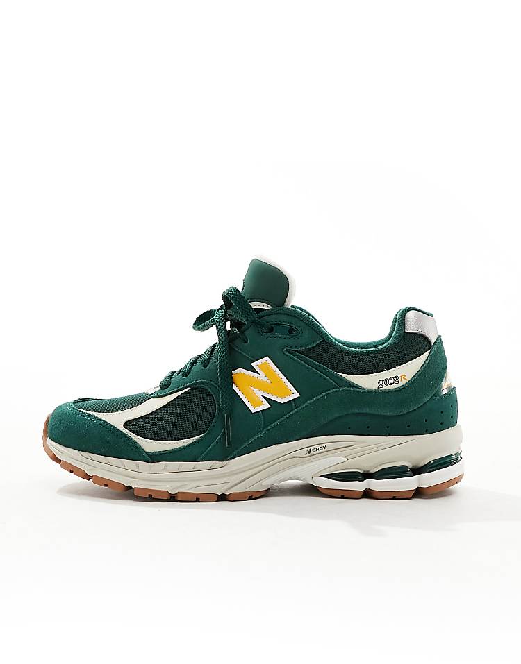 New Balance 2002 sneakers in green multi
