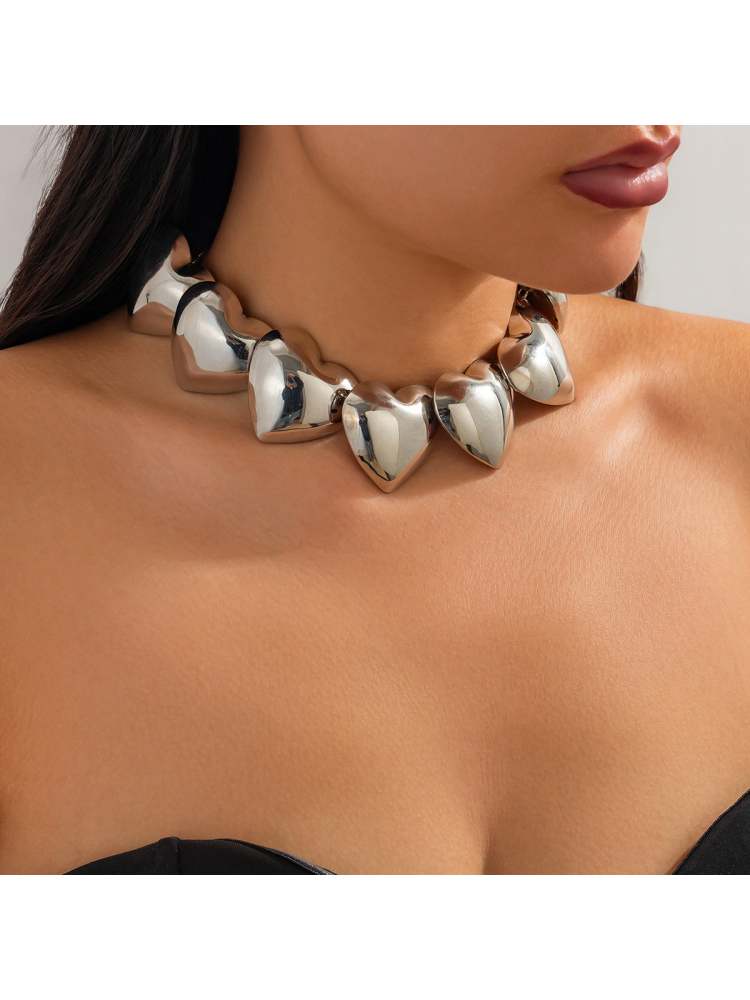 Luxurious Heart Metallic Necklaces