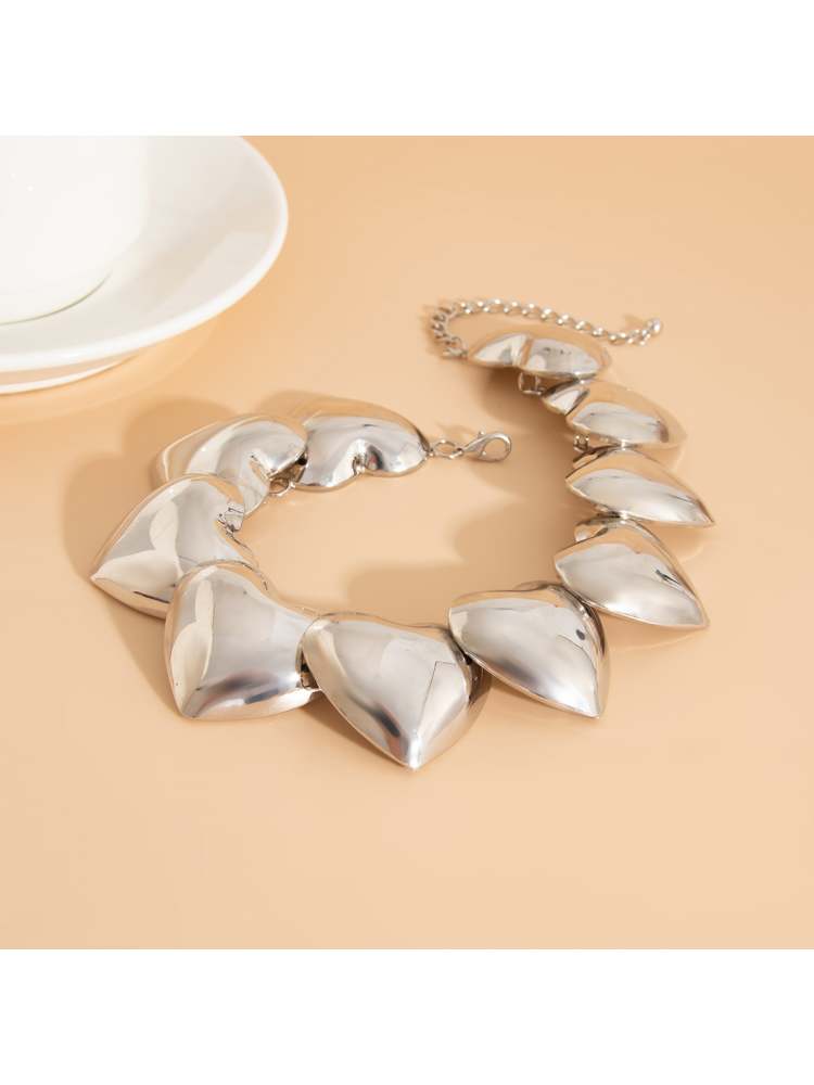 Luxurious Heart Metallic Necklaces