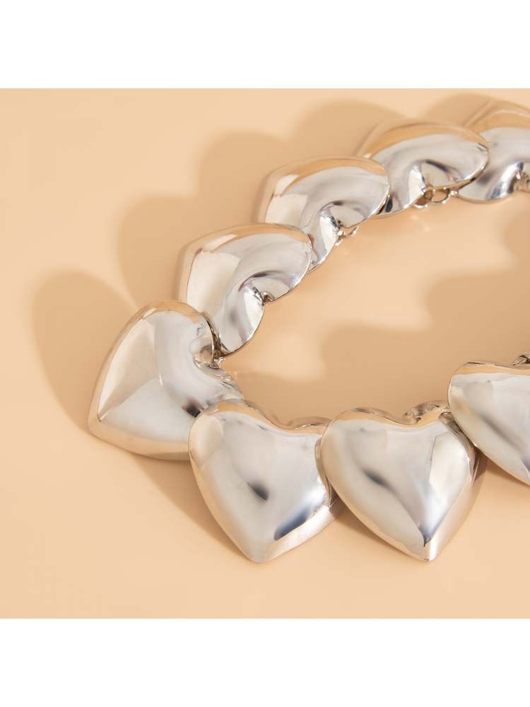 Luxurious Heart Metallic Necklaces