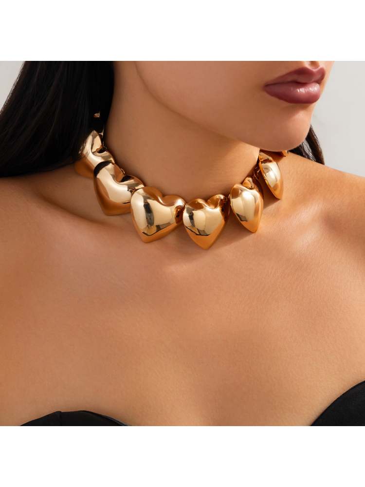 Luxurious Heart Metallic Necklaces
