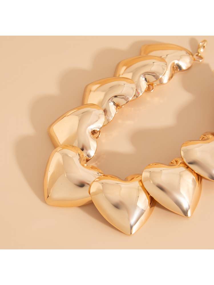 Luxurious Heart Metallic Necklaces