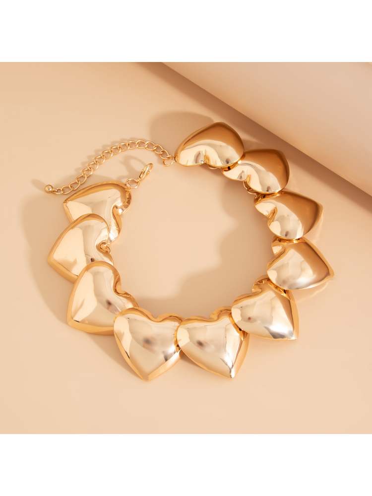 Luxurious Heart Metallic Necklaces