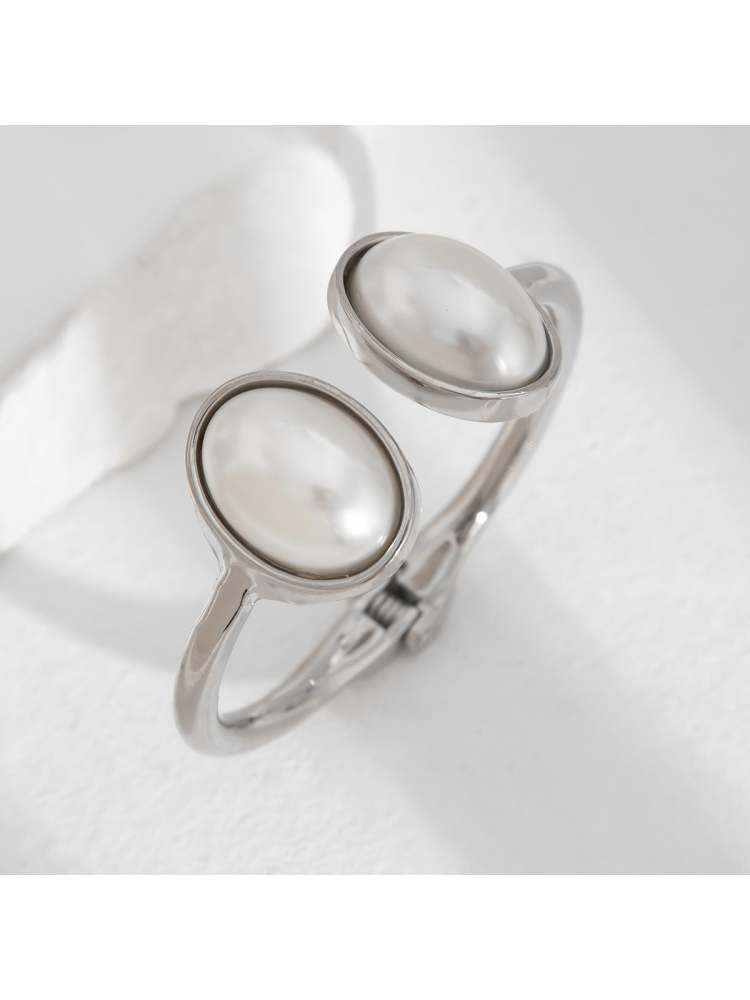 Luxurious Irregular Faux Pearl Metallic Bracelet